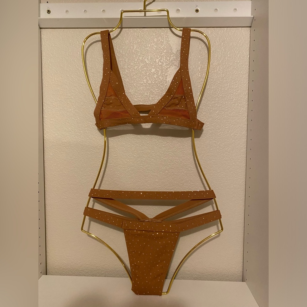 Bronze bikini with rose gold crystals